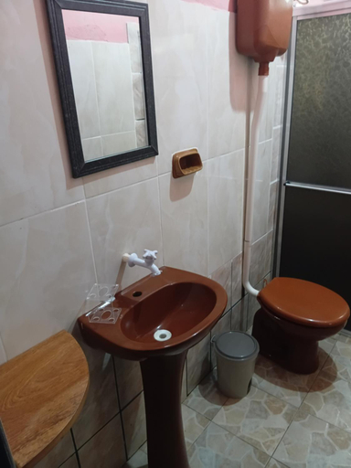 Bathroom 3, Casa de Familia Coracao Amazonico, Santarém