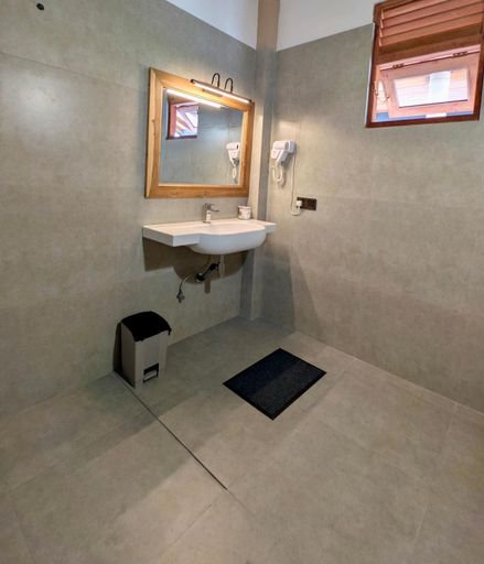 Bathroom 3, Beach bliss Arugambay, Pothuvil