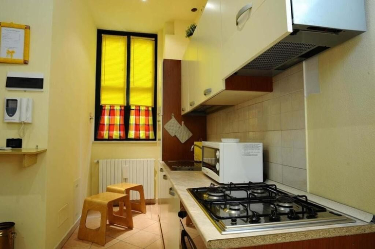 Others 4, 13 Tourist House Bologna Pratello, Bologna