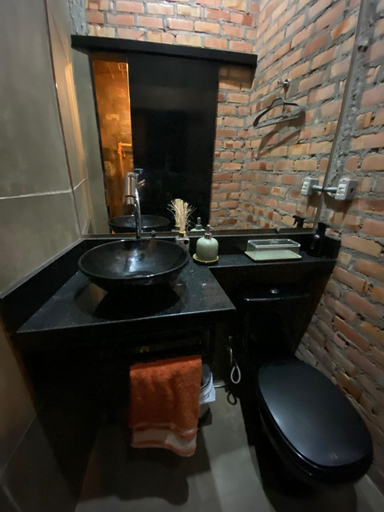 2, BACKHOUSE Vieiralves - Manaus, Maués