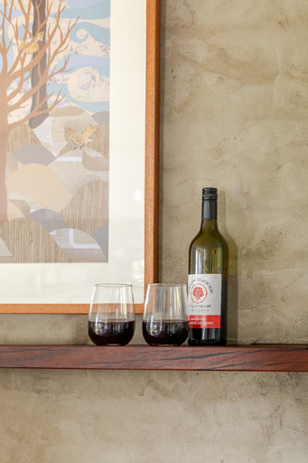 Food & Drinks, Sandy Point hideaway, South Gippsland - East