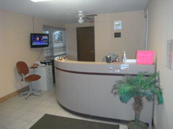 Reception 3, Budget Inn Motel, Bond