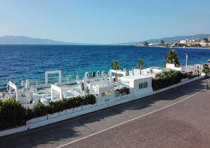 Exterior & Views 2, Le Mirage Boutique II, Reggio Di Calabria