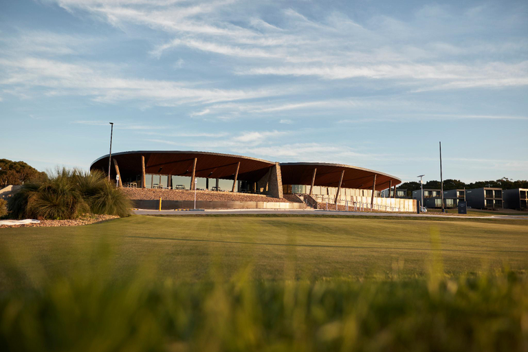 Exterior & Views 1, Accommodation @ Curlewis, Greater Geelong - Pt B