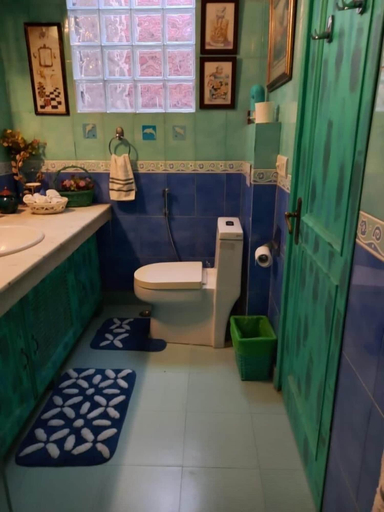 Bathroom 4, On The House - Bed and Breakfast, Delhi