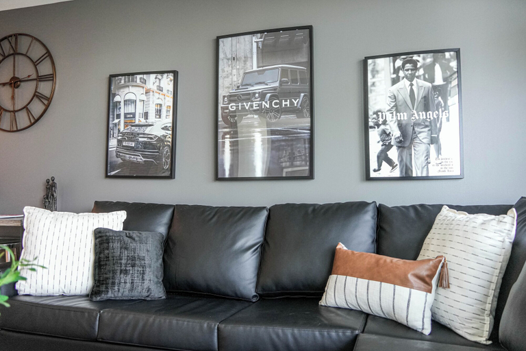 Living area 5, Downtown Toronto Hotel and Suites, Toronto
