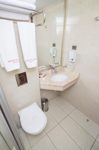 Bathroom 3, Nova Plaza Park Hotel, Beyoğlu