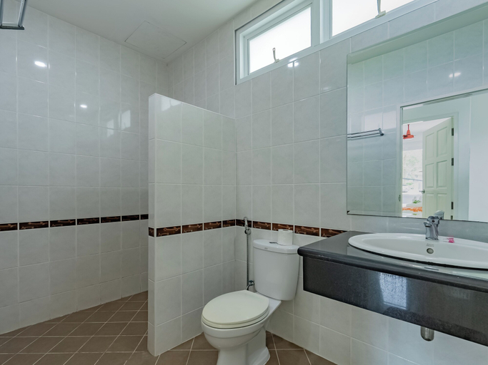 Bathroom 3, Private Pool Villa for Family & Friends, Pulau Phuket