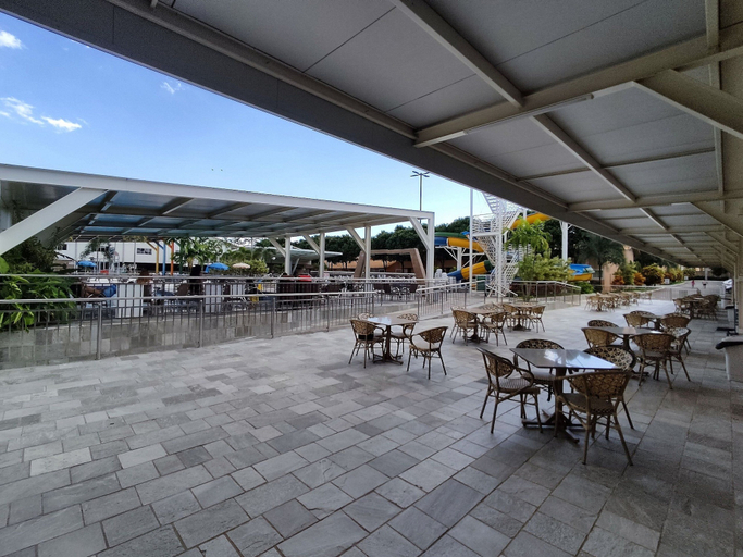 Food & Drinks 4, DI ROMA FIORI VIA CALDAS, Caldas Novas
