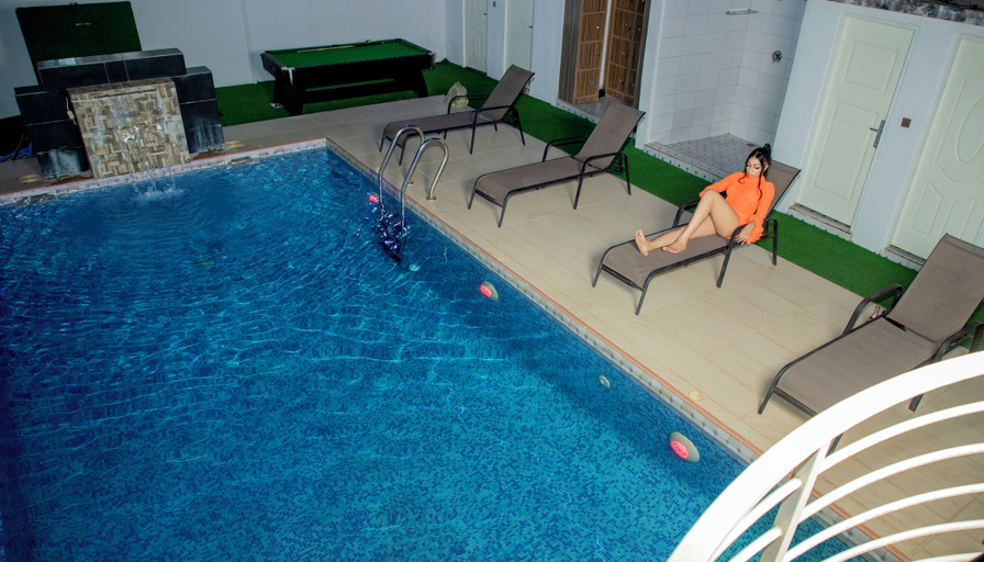 Sport & Beauty 5, CASA DE LUJO, Bwari
