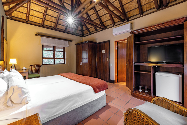 Bedroom 3, Pestana Kruger Lodge, Ehlanzeni