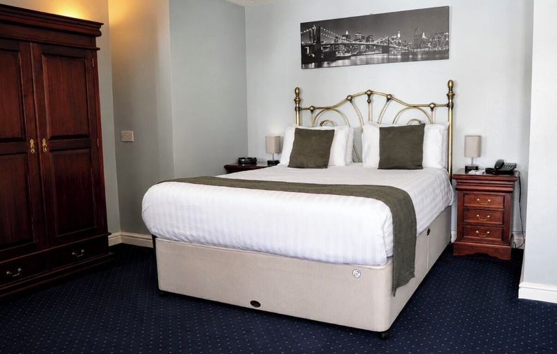 Bedroom 3, The Boars Head Hotel, Derbyshire