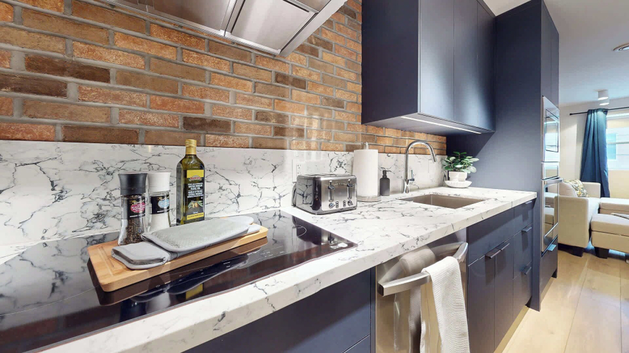 Interior 3, Casa Hotels Elegant 2BR Suite in Leslieville, Toronto