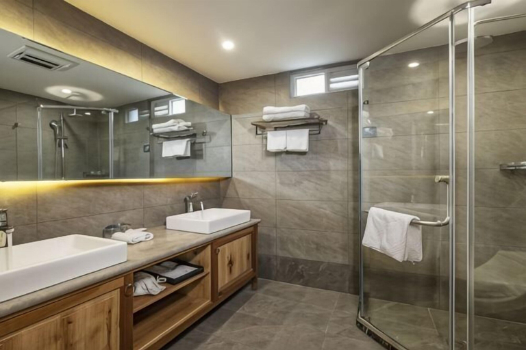 Bathroom 3, First Sight Boutique Cottage, Baoshan