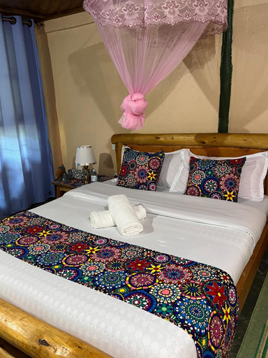 Bedroom 2, Ruhondeza Lodge, Kinkiizi