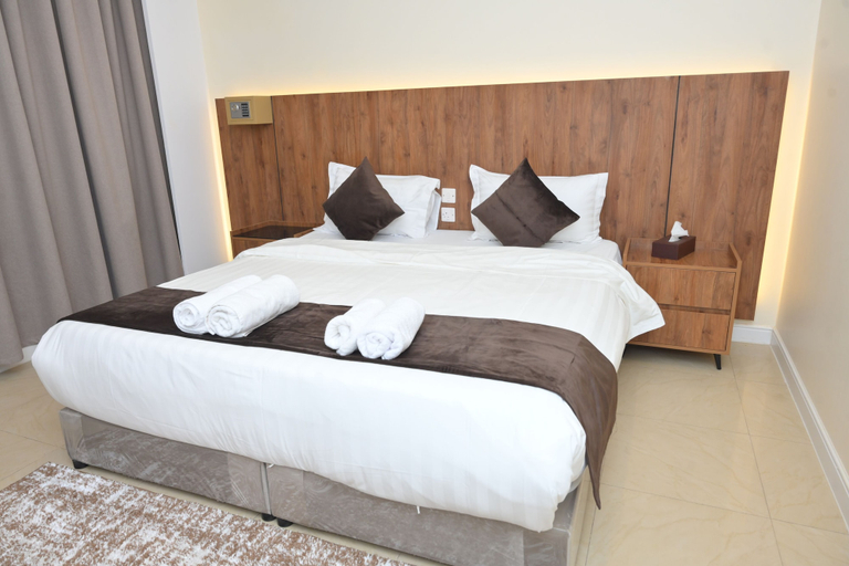 Room 5, Roeya Vision Served Apartment, Riyadh