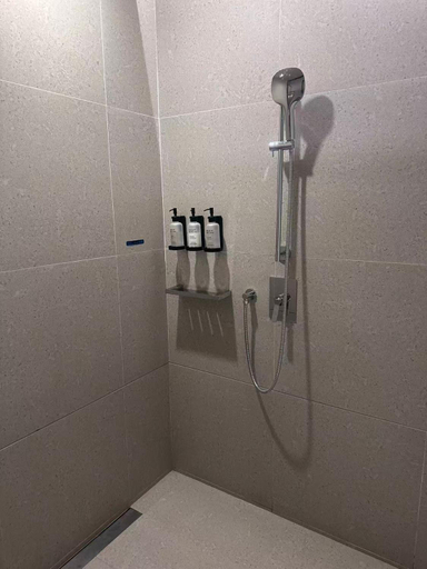 Bathroom 4, Novotel Shanghai Hongqiao Gubei, Shanghai