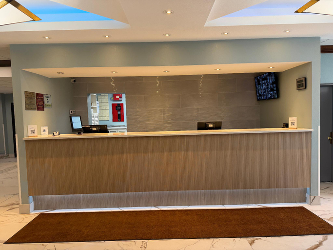 Public Area 2, Hilltop Inn & Suites, Westchester