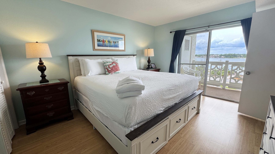 Bedroom 3, 561 El Matador 2 Bedroom Condo by RedAwning, Okaloosa