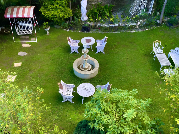 Others 3, Sundays Forever White Hill Hotel, Mussoorie, Dehradun