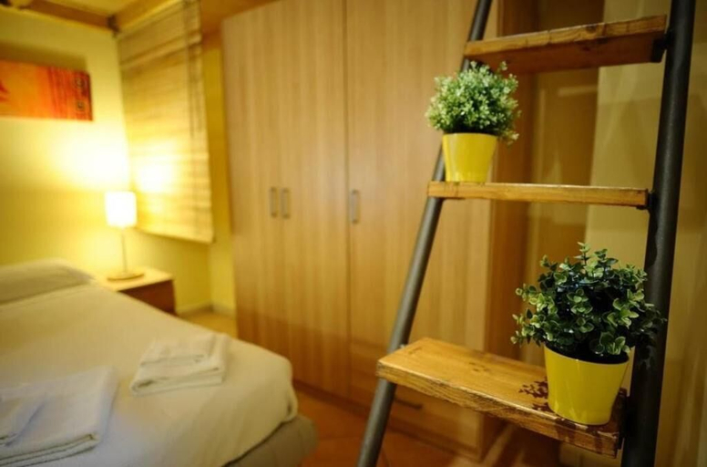 Bedroom, 13 Tourist House Bologna Pratello, Bologna