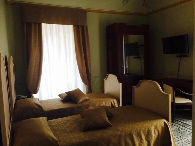 Room 3, hotel santt'anna, Messina
