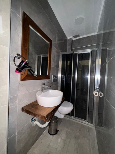 Bathroom 2, Assos Elit Pansiyon, Ayvacık