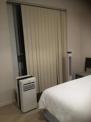 Bedroom 2, Merivale stay in South Brisbane two beds two baths one parking, Brisbane