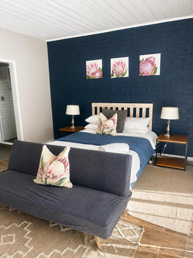 Bedroom, Wedmore Place with Solar, Cacadu
