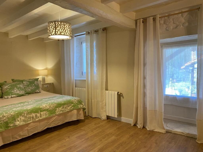 Room 5, apartamentos calm and nature, Cantabria
