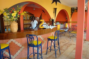 Others 3, Hotel Casino du Cap-vert, Dakar