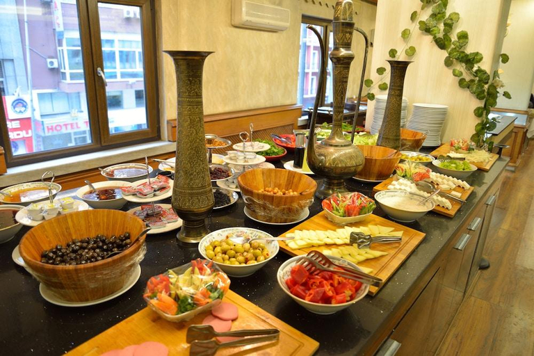 Food & Drinks 5, Royal Carine Hotel, Çankaya