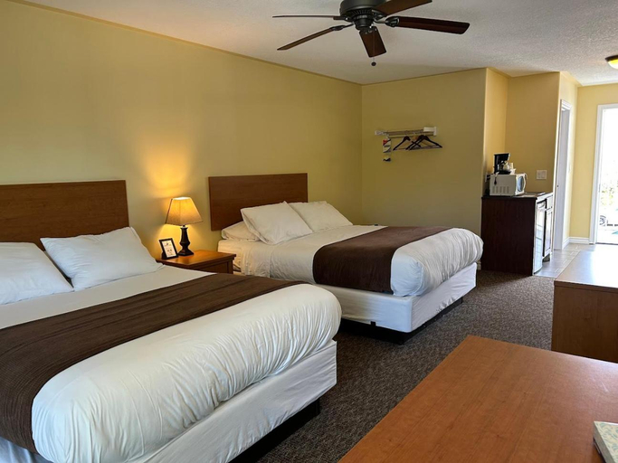 Bedroom 3, Escarpment Heights Motel, Bruce