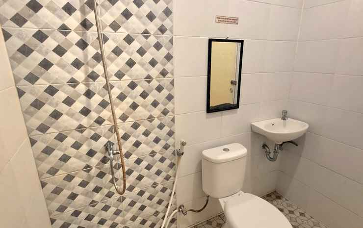Bathroom 3, De Mawar Hotel, Banda Aceh