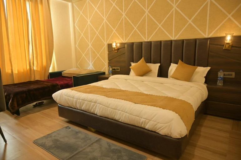 Room 2, Hotel Narayani Palace, Chamoli