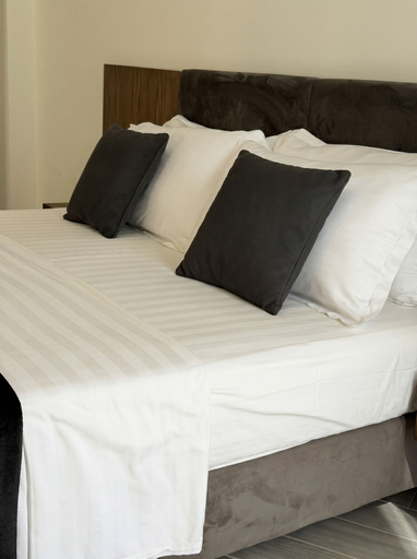 Bedroom 3, The Honeycomb Boutique Hotel, Kavajës