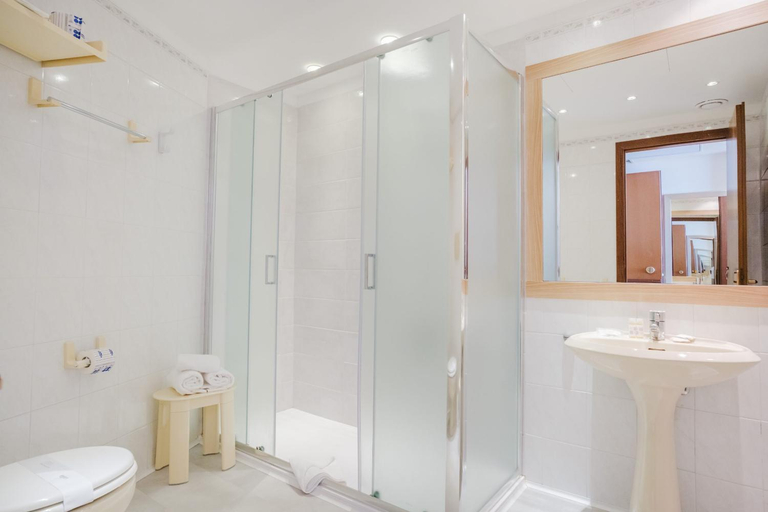 Bathroom 5, Nyala Suite Hotel Sanremo, Imperia