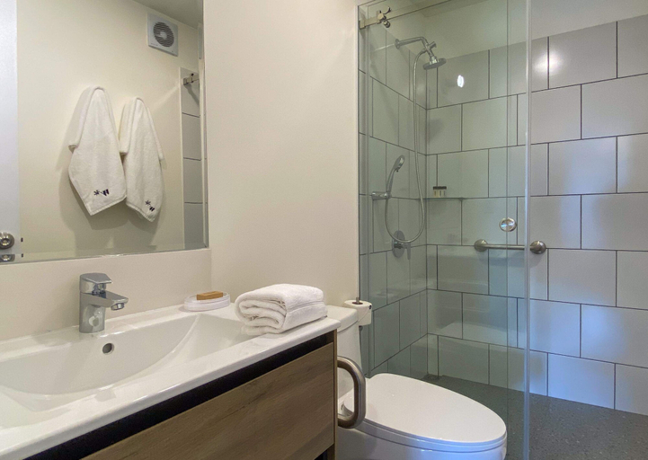 Room 4, w Upscale 2BR w Balcony View in Miraflores, Lima