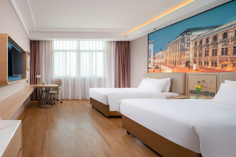 Bedroom 2, The Sungshan Lake of Vienna Hotel, Dongguan