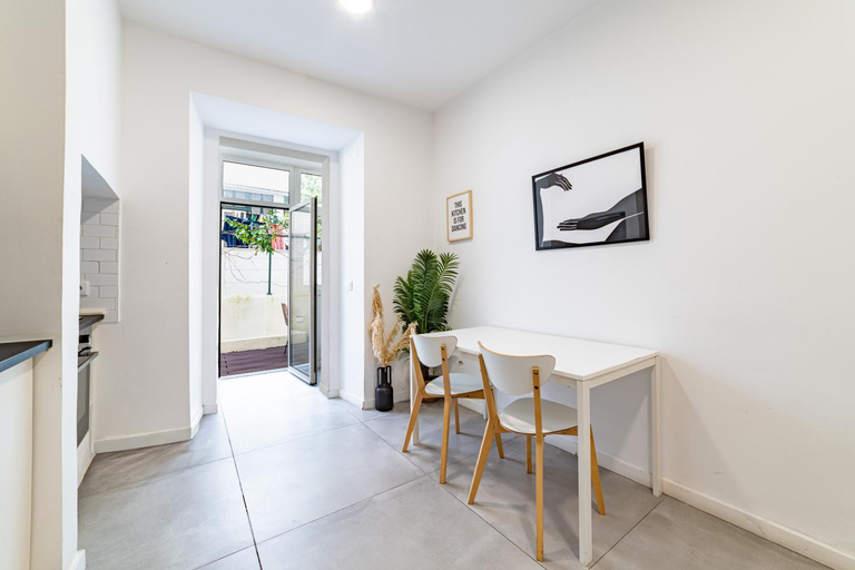 Others 4, Lapa Stylish Apartments, Lisbon