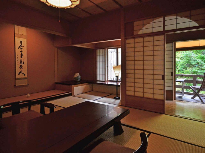 Others 4, Ogiya, Takeo