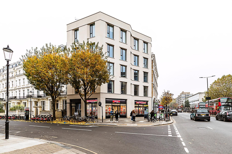Exterior & Views 2, Elegant Flat in Notting Hill's Heartbeat, London