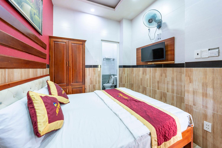 Others 5, Hotel MTT-Khach san san bay, Tân Bình