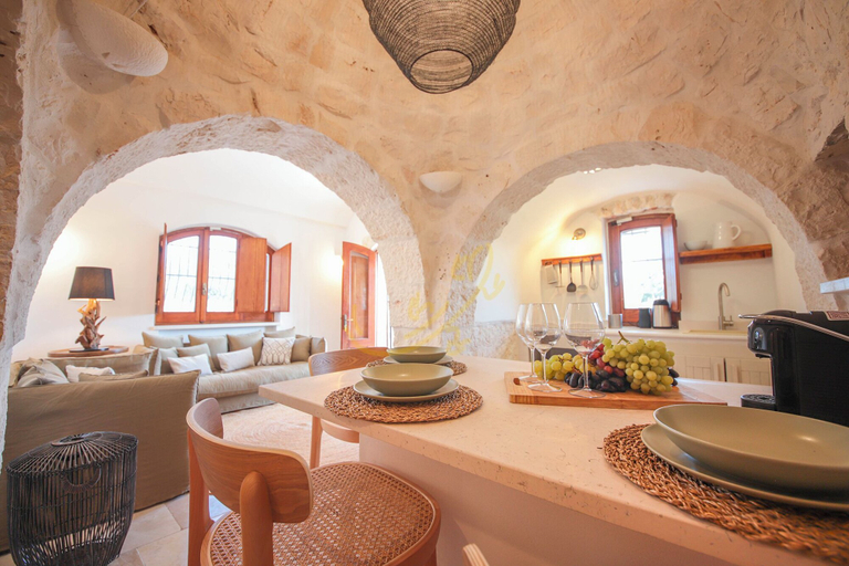 Living area 5, TD Trulli Altura With Pool & Stunning Sunsets, Taranto