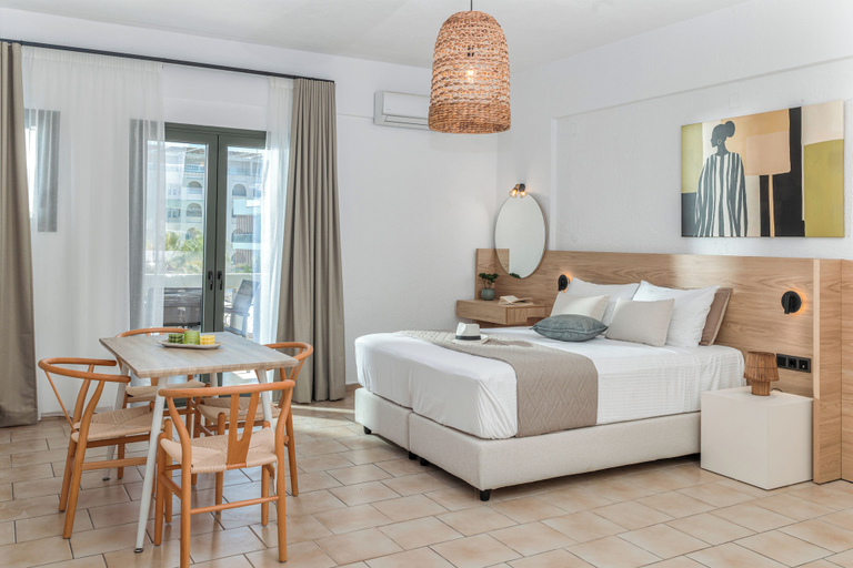 Bedroom 3, Arlen Beach Hotel, Crete