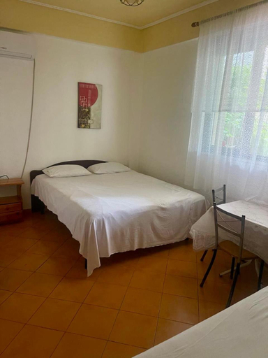 Bedroom 5, Mani rooms, Durrësit