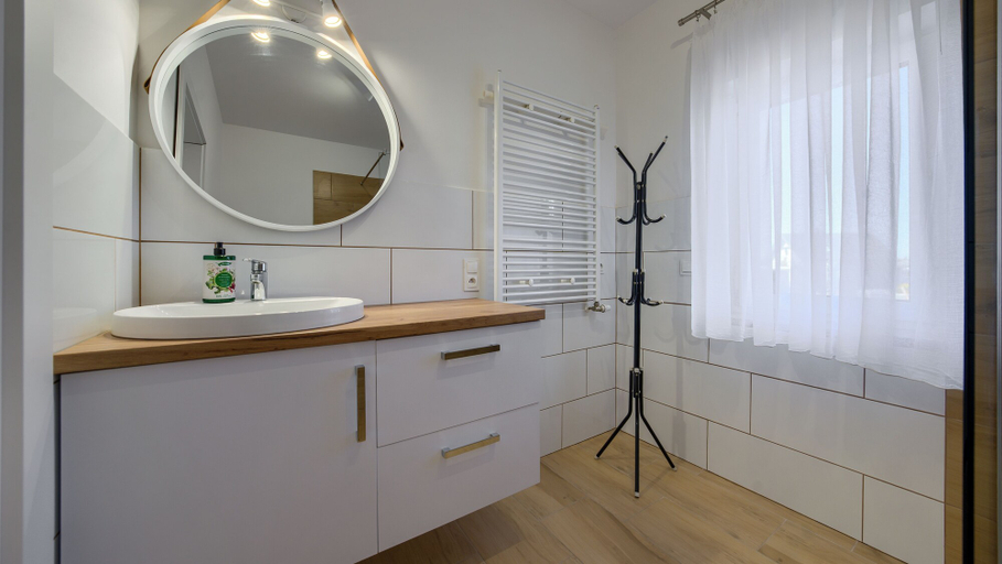 Bathroom 3, Dom Sun&Snow Wichrowe Wzgórze, Kołobrzeg