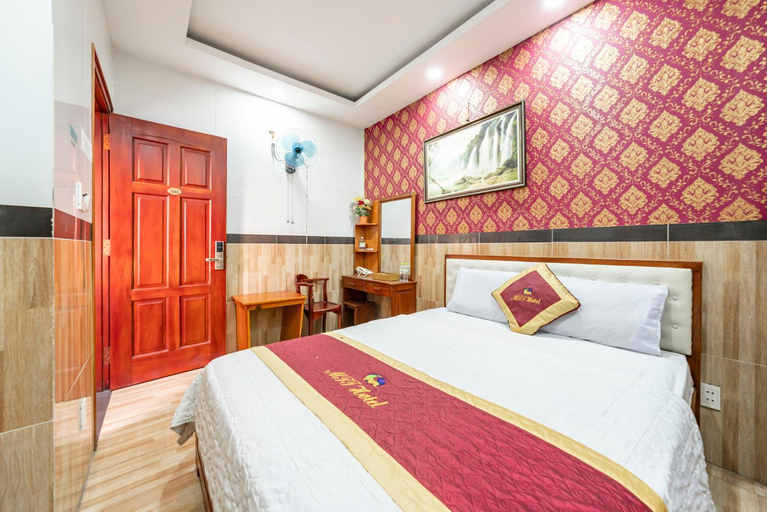 Others 3, Hotel MTT-Khach san san bay, Tân Bình