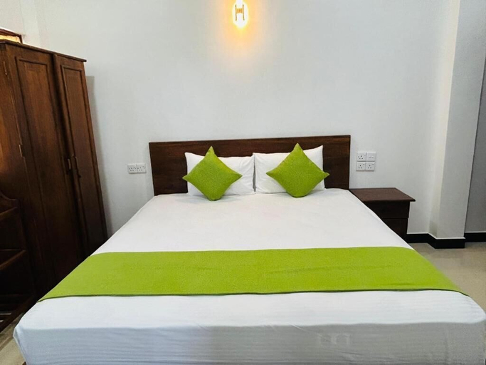Room 4, City Palace Hotel Jaffna, Jaffna
