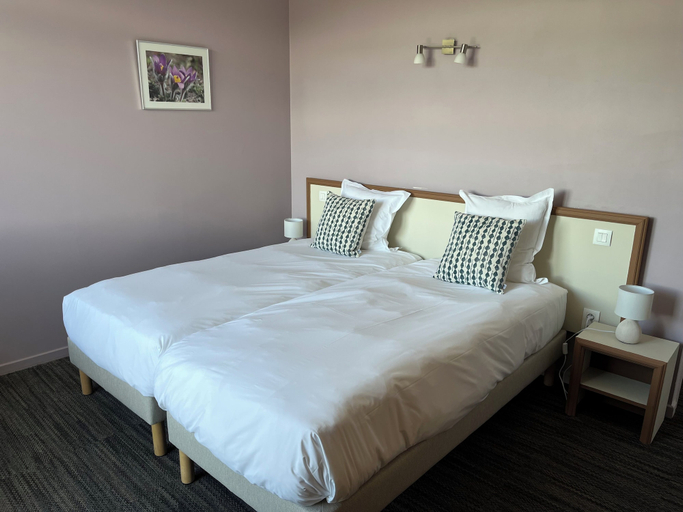 Bedroom 3, Hotel-restaurant Les Chenets, Hautes-Alpes